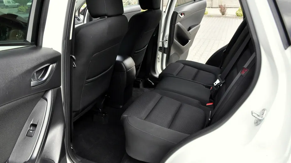 MAZDA CX-5 -