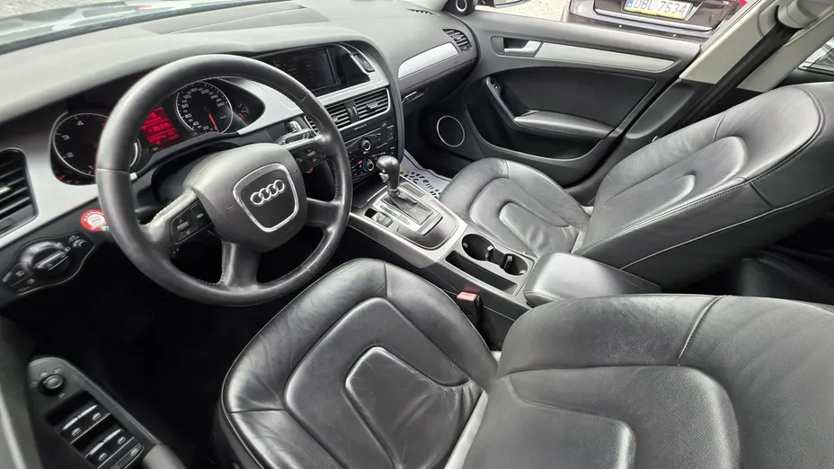 AUDI A4 -