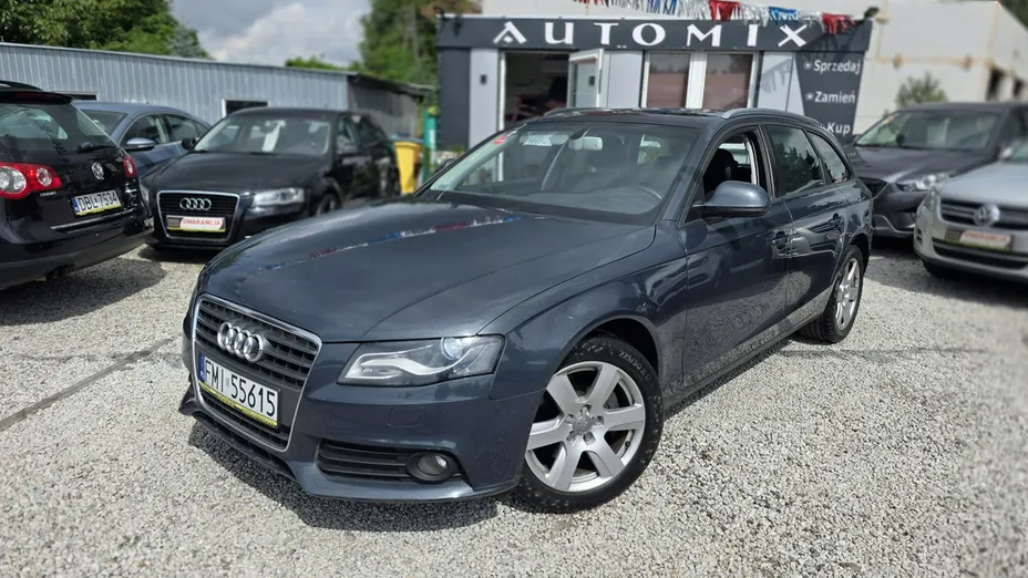 AUDI A4 -