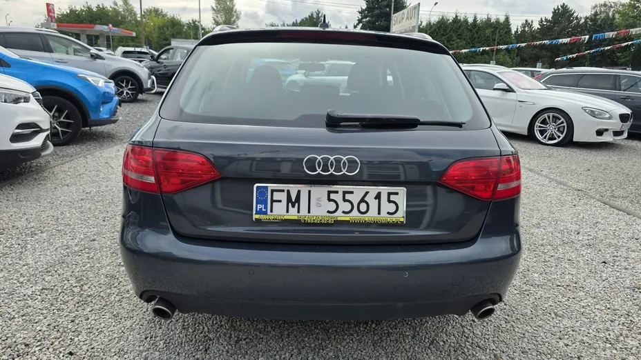 AUDI A4 -