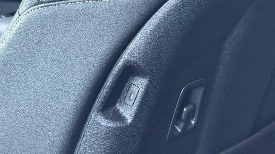 KIA Sportage -