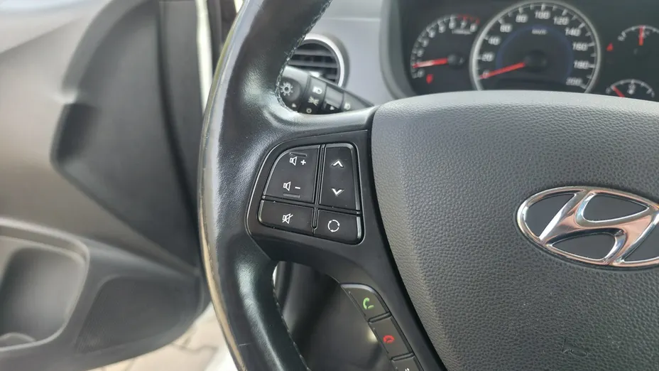 HYUNDAI i10 -