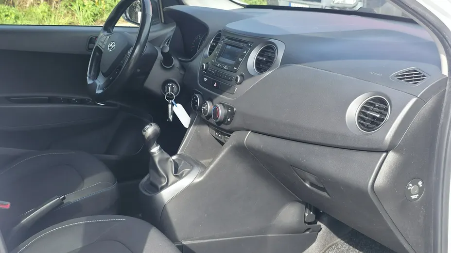 HYUNDAI i10 -