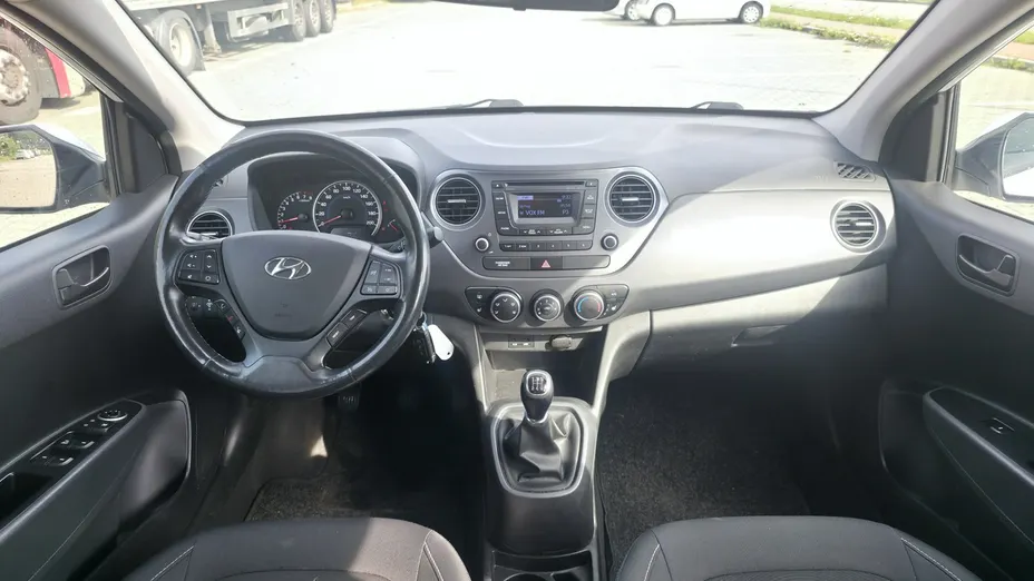 HYUNDAI i10 -