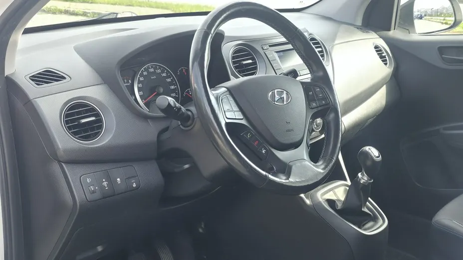 HYUNDAI i10 -