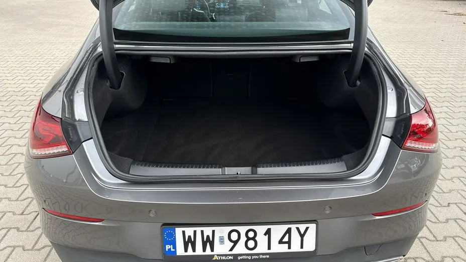 MERCEDES-BENZ CLA -