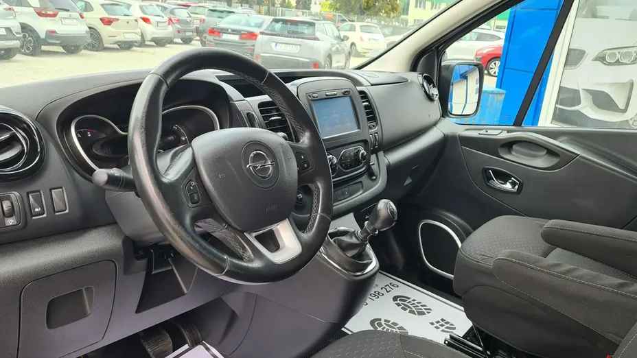 OPEL Vivaro -