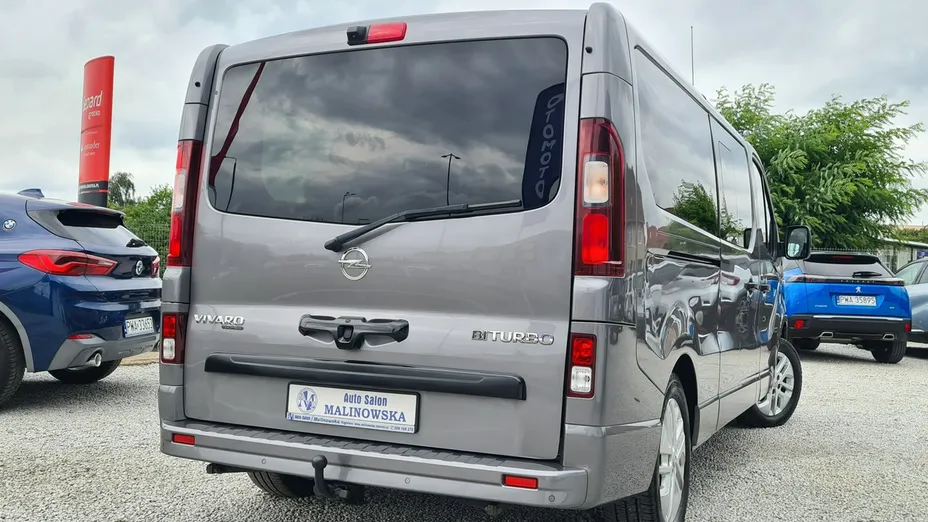OPEL Vivaro -