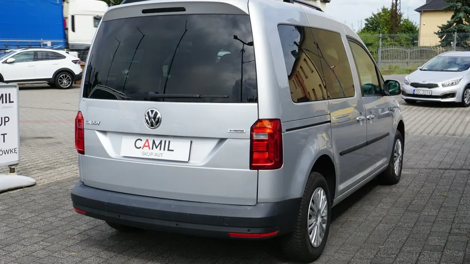 VOLKSWAGEN Caddy -