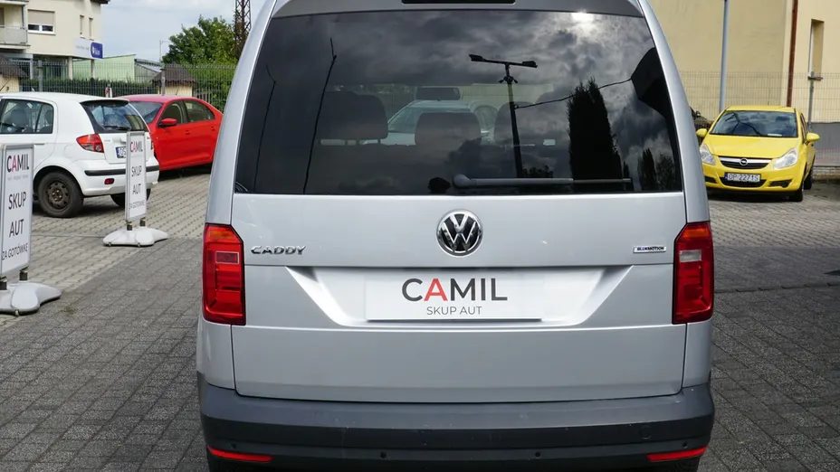 VOLKSWAGEN Caddy -