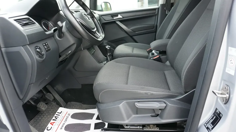 VOLKSWAGEN Caddy -