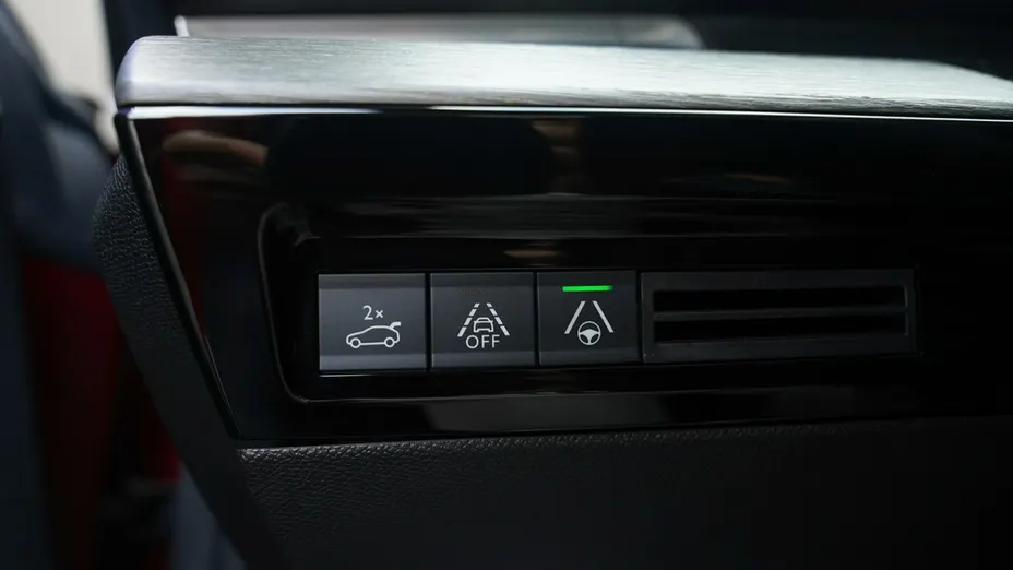 PEUGEOT 508 -