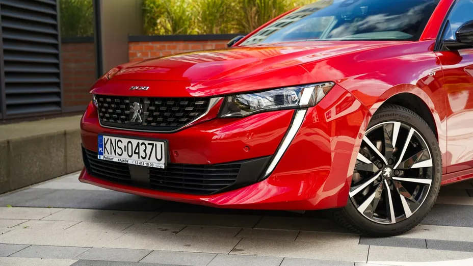 PEUGEOT 508 -
