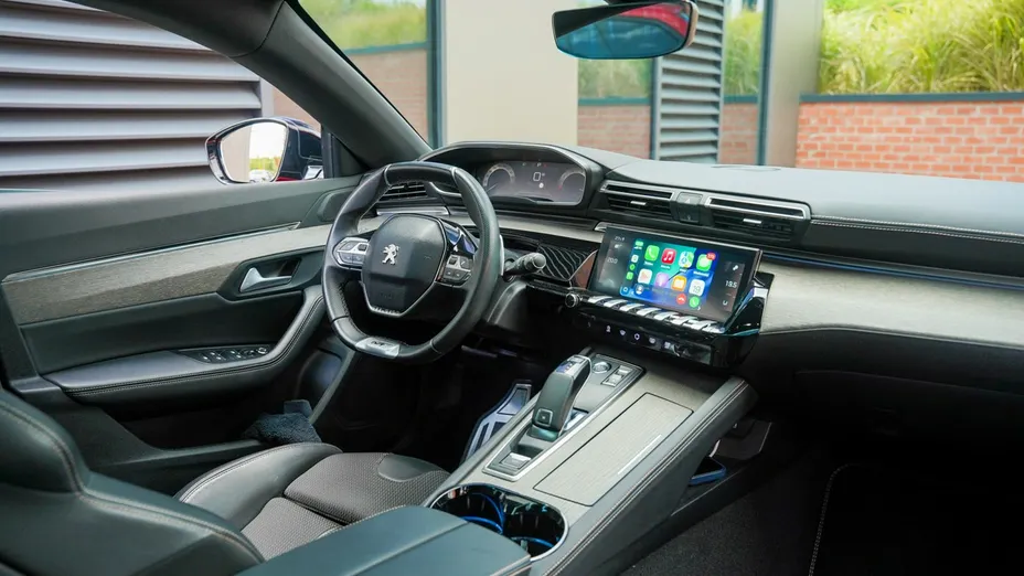 PEUGEOT 508 -