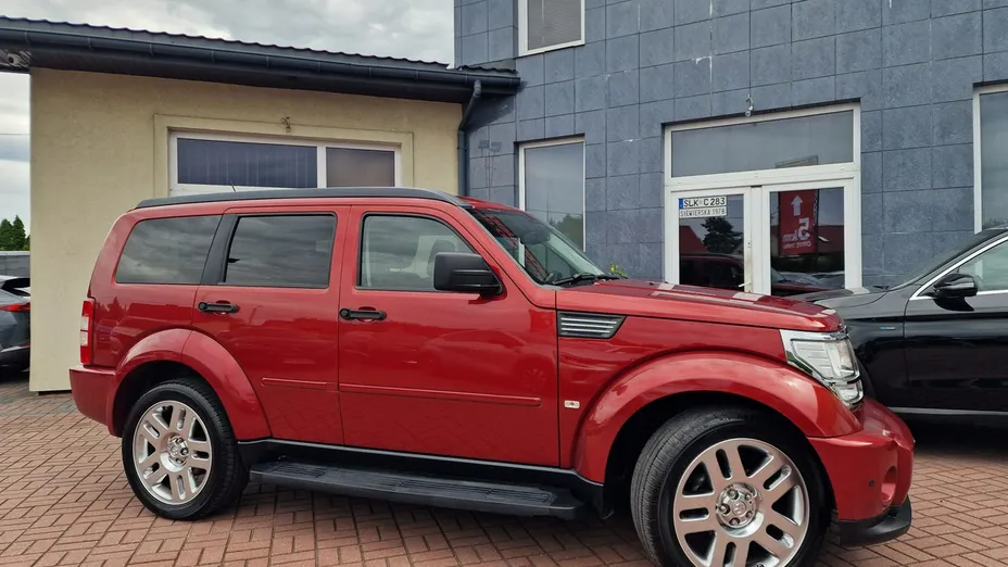 DODGE Nitro -