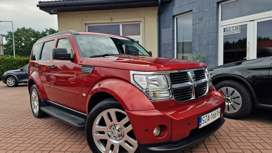DODGE Nitro -