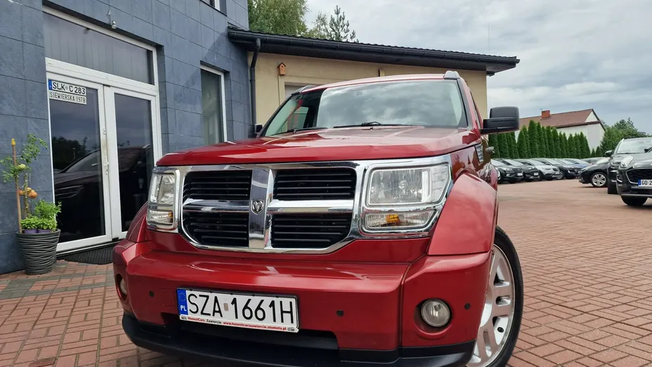 DODGE Nitro -