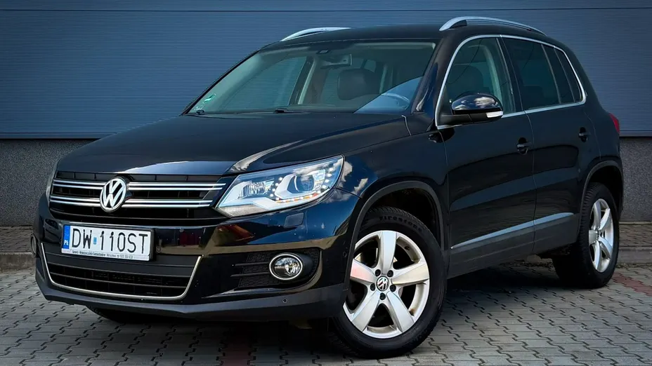 VOLKSWAGEN Tiguan -