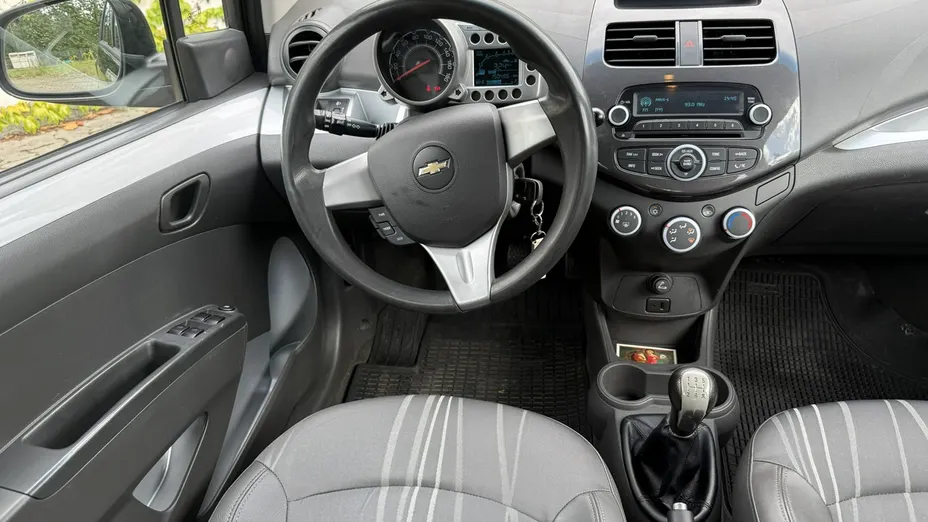 CHEVROLET Spark -