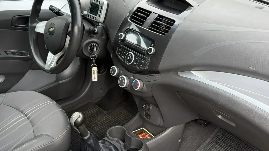 CHEVROLET Spark -