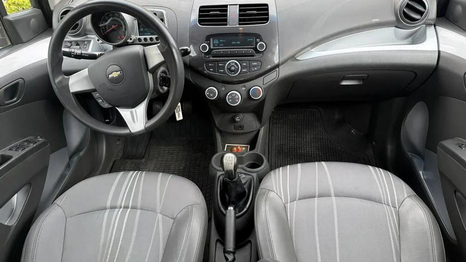 CHEVROLET Spark -