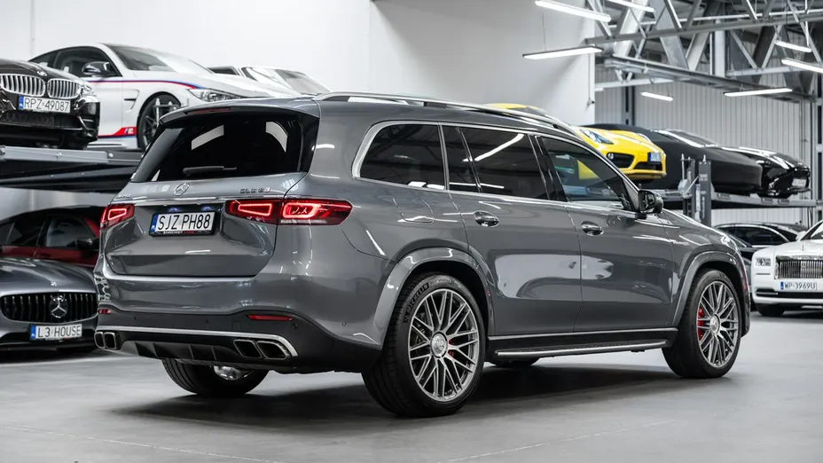 MERCEDES-BENZ GLS -