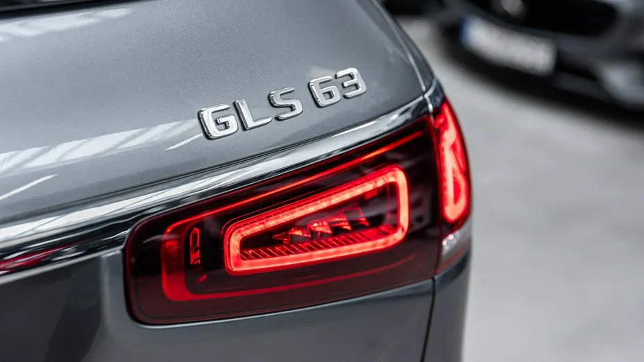 MERCEDES-BENZ GLS -