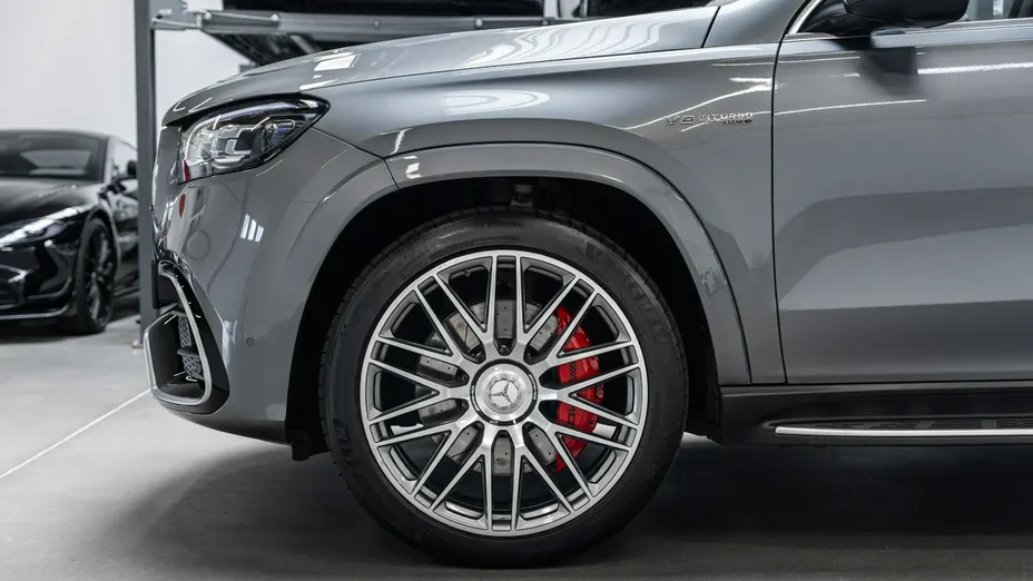 MERCEDES-BENZ GLS -