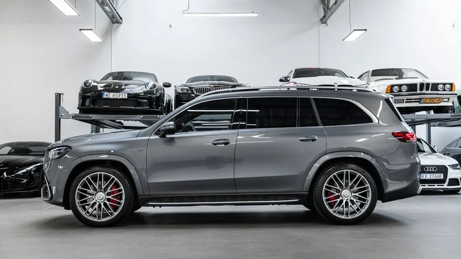 MERCEDES-BENZ GLS -