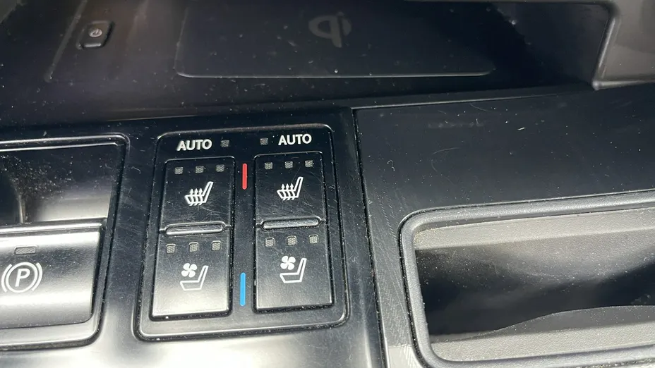 LEXUS RX -