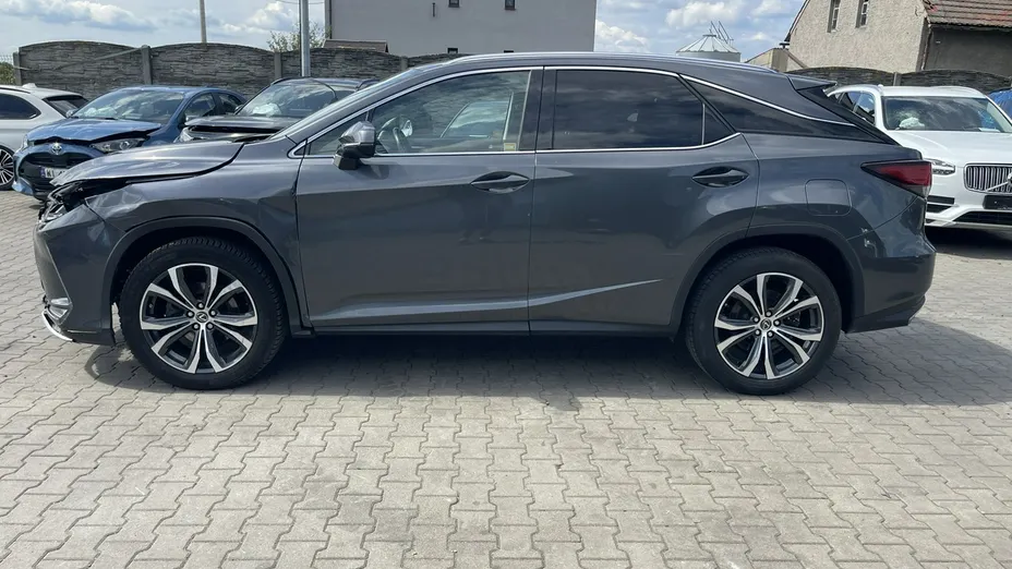 LEXUS RX -