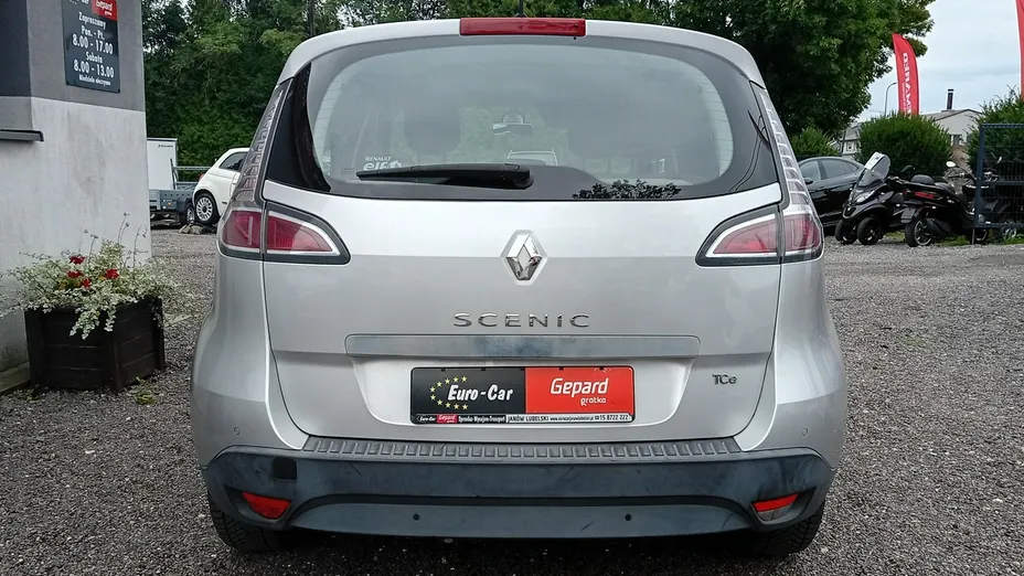 RENAULT Scenic -