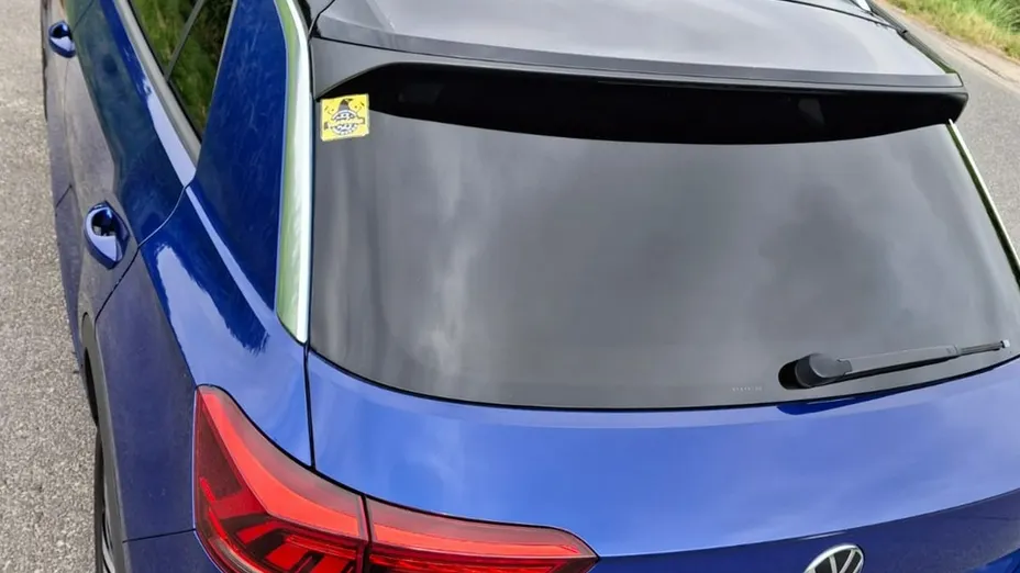 VOLKSWAGEN T-ROC -