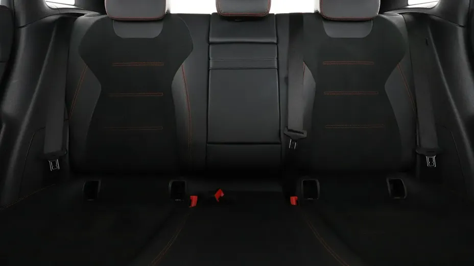 MERCEDES-BENZ EQA -