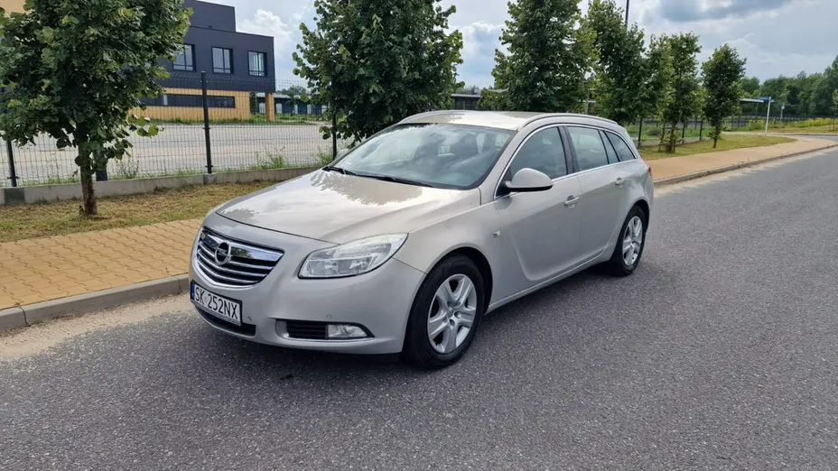 OPEL Insignia -