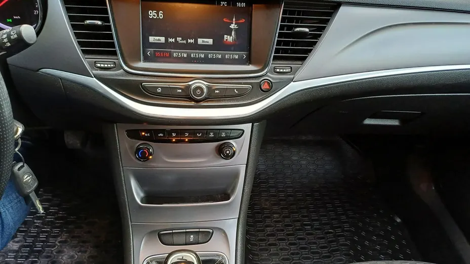 OPEL Astra -