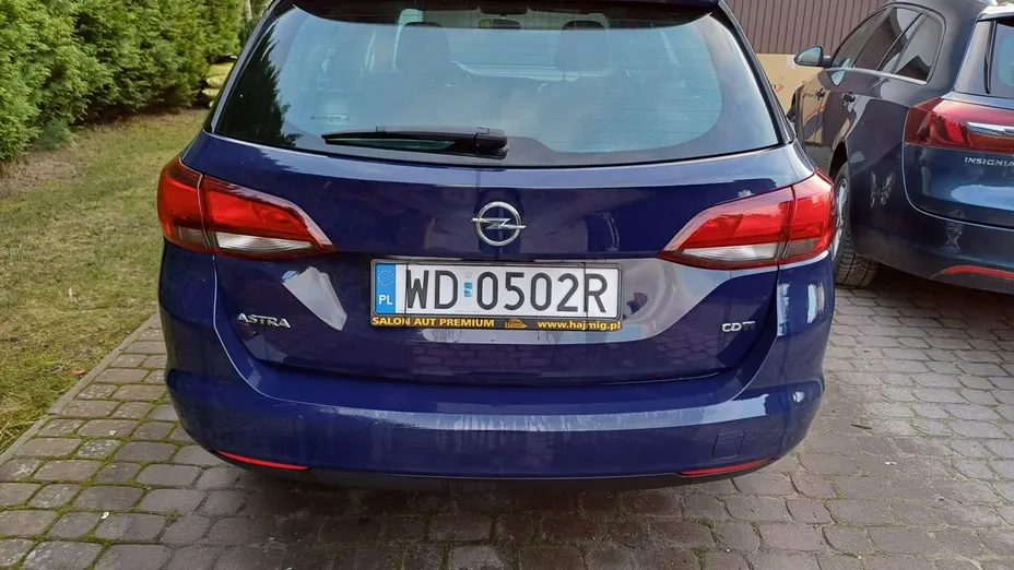 OPEL Astra -