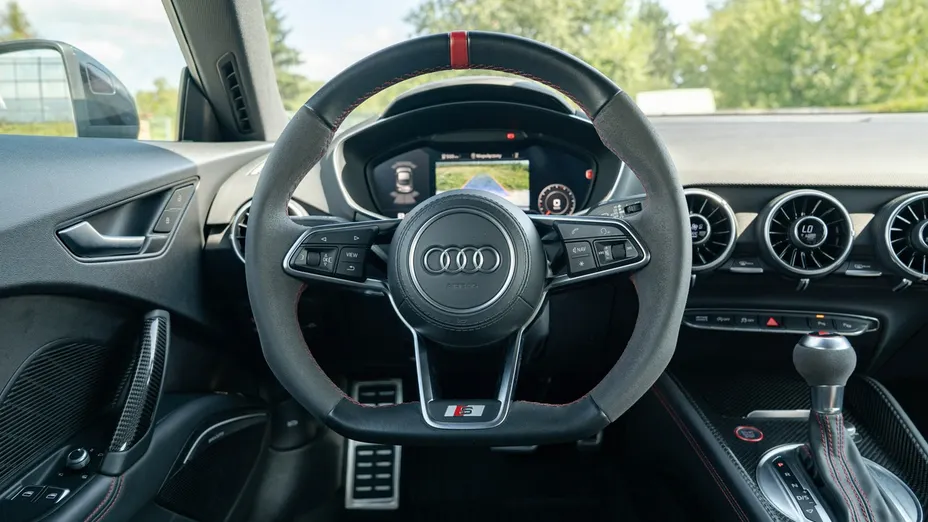 AUDI TT S Coupe -