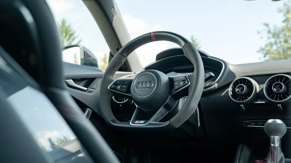 AUDI TT S Coupe -