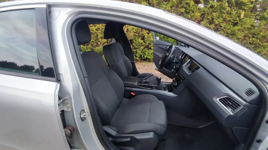 PEUGEOT 508 -