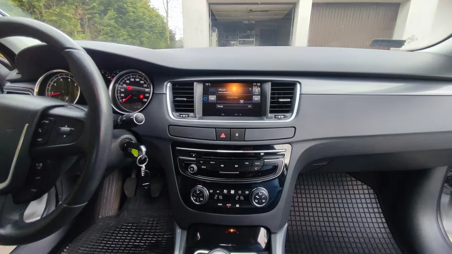 PEUGEOT 508 -