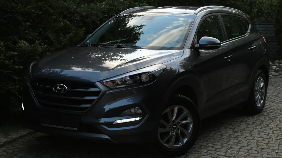 HYUNDAI Tucson -
