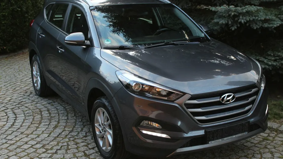 HYUNDAI Tucson -