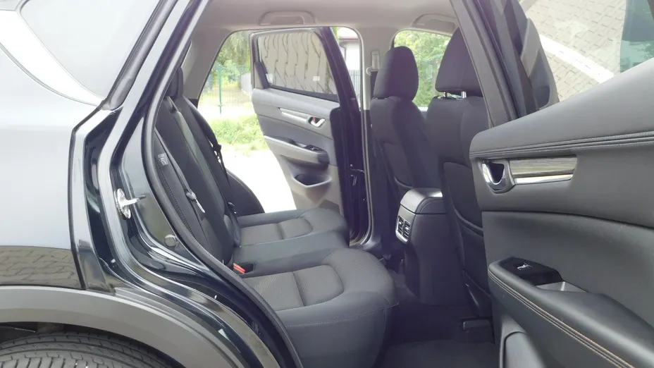 MAZDA CX-5 -