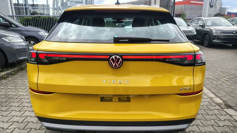 VOLKSWAGEN T-ROC -