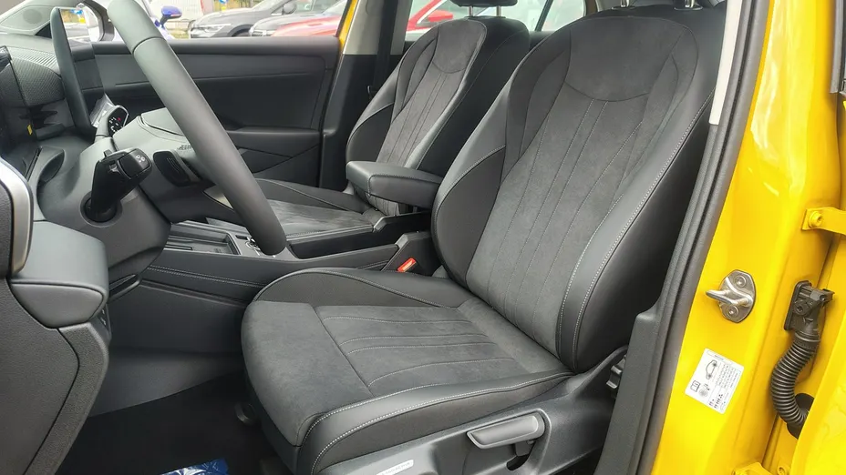 VOLKSWAGEN T-ROC -