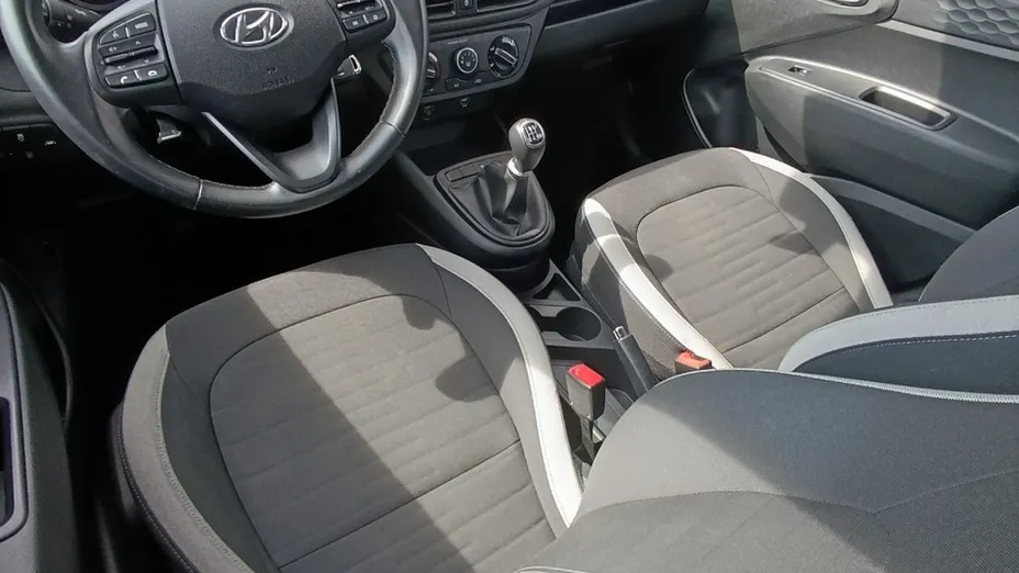 HYUNDAI i10 -