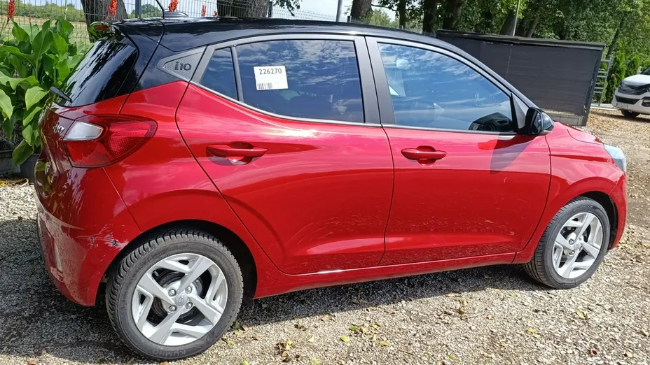 HYUNDAI i10 -