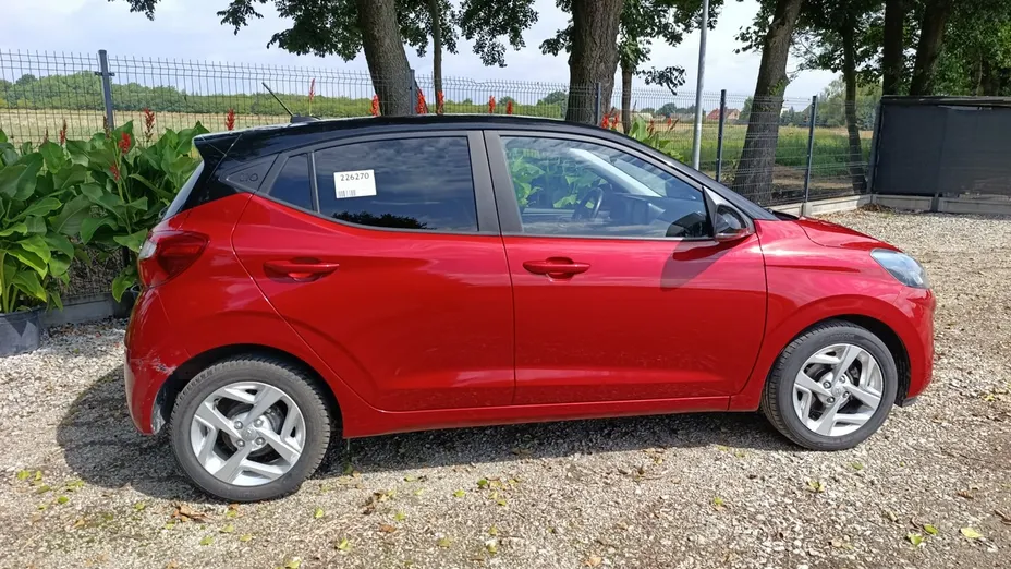 HYUNDAI i10 -