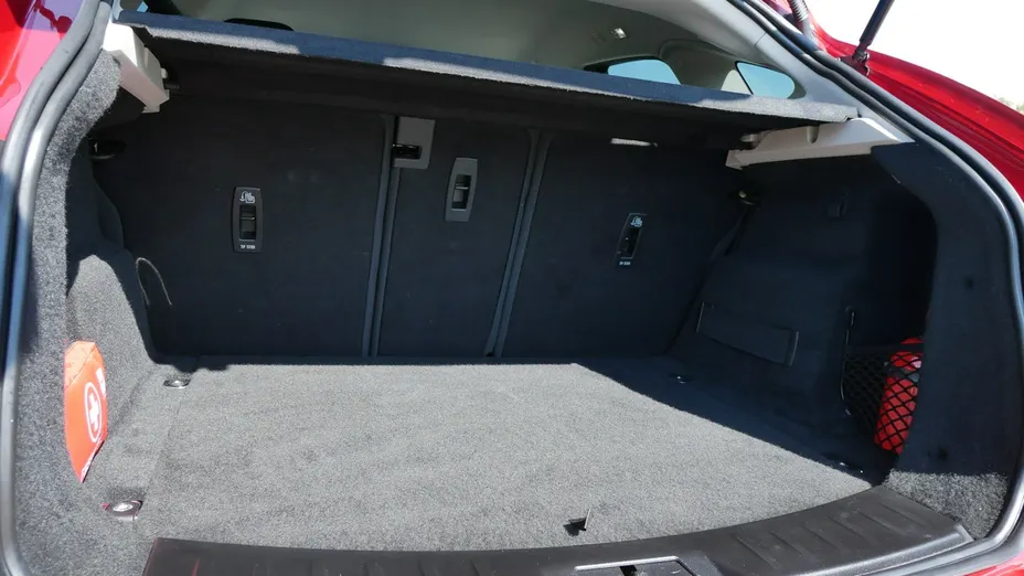 JAGUAR E-Pace -